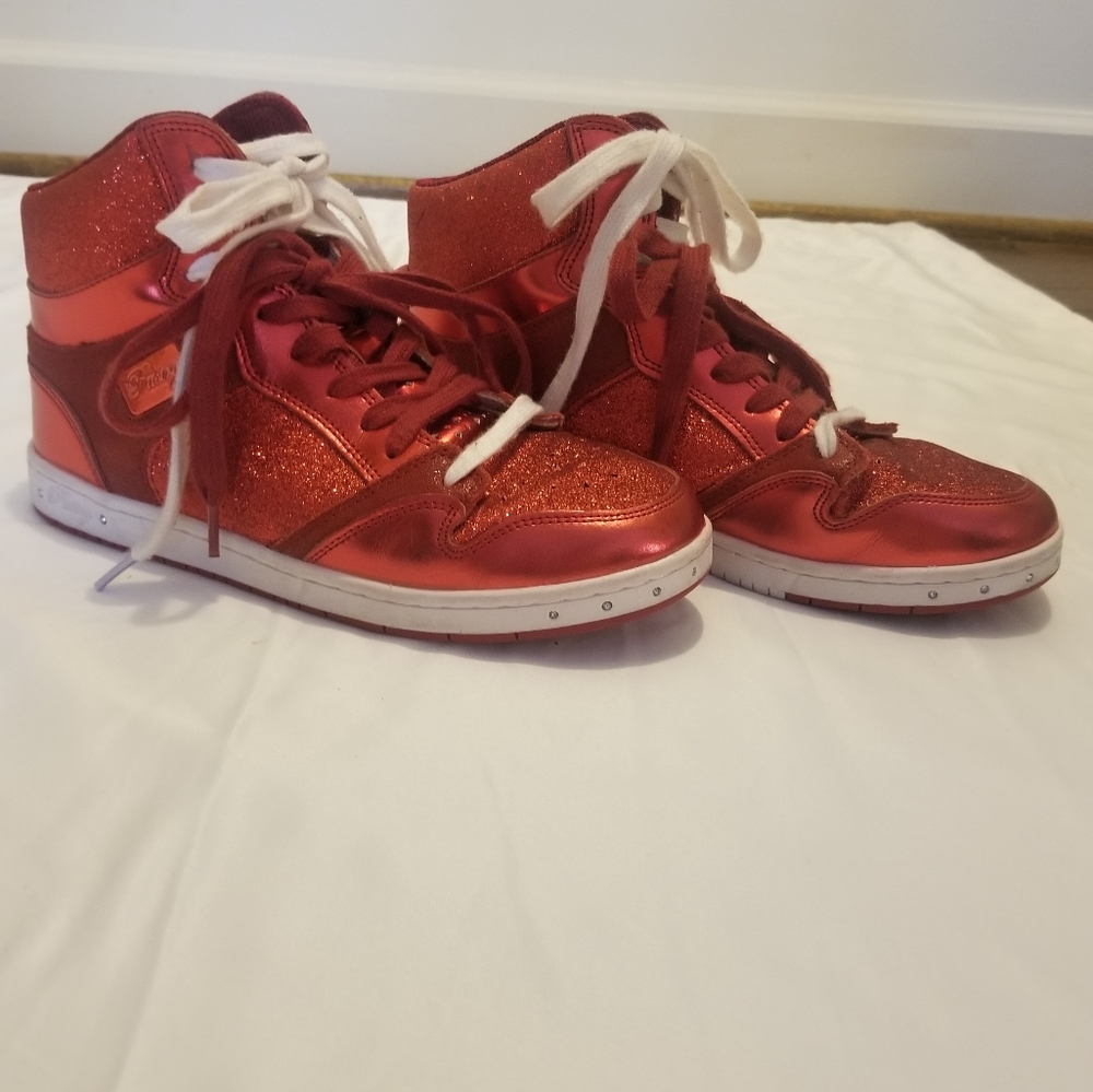 Pastry Dance Glam Pie Glitter Red Sneaker